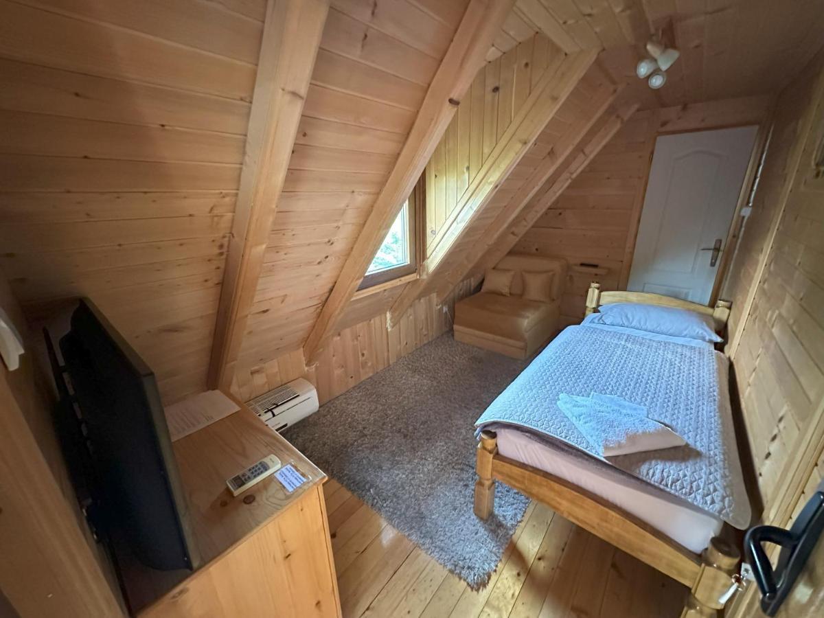 Vila Boska Palić エクステリア 写真