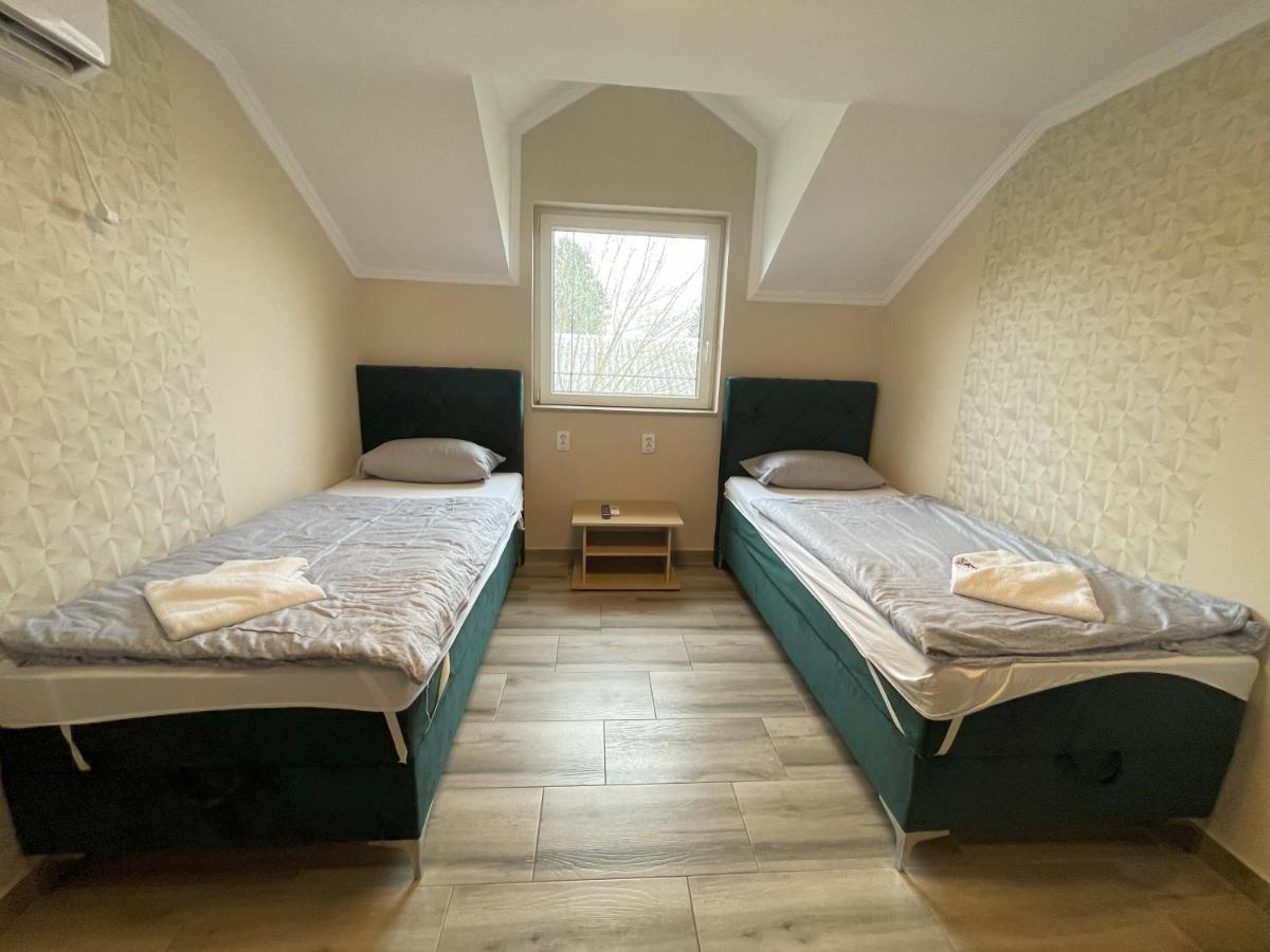 Vila Boska Palić エクステリア 写真