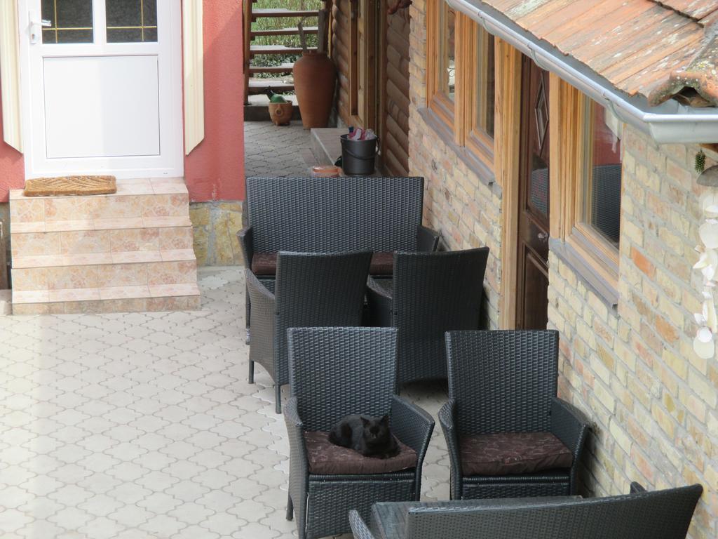 Vila Boska Palić エクステリア 写真